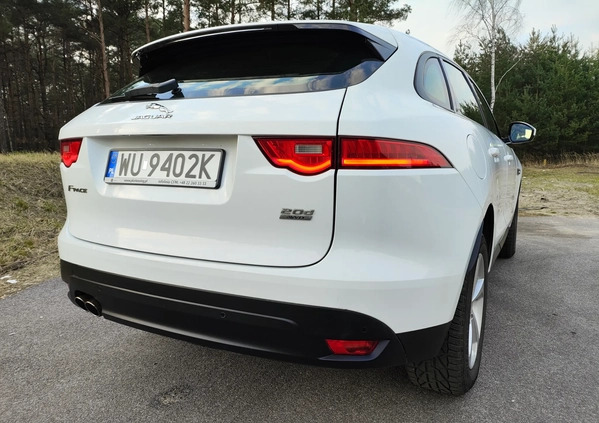 Jaguar F-Pace cena 89800 przebieg: 101000, rok produkcji 2017 z Ząbki małe 172